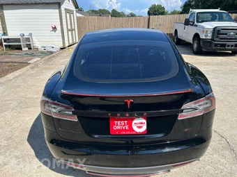2014 Tesla Model S 85 – miniatura 15