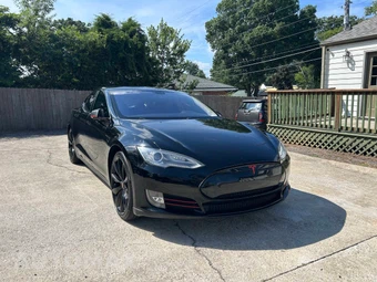 2014 Tesla Model S 85 – miniatura 6
