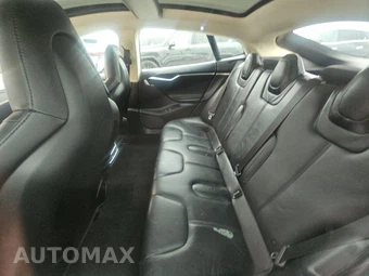 2014 Tesla Model S 85 – miniatura 13