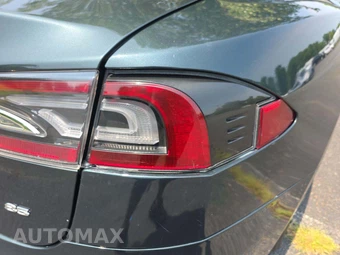 2014 Tesla Model S 85 – miniatura 28