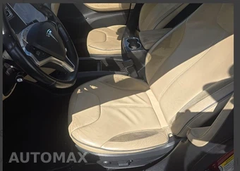 2014 Tesla Model S 85 – miniatura 6