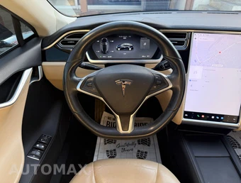 2014 Tesla Model S 85 - miniatura 14