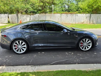 2014 Tesla Model S P85D – miniatura 4