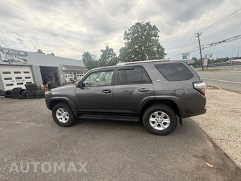 2014 Toyota 4Runner SR5 - miniatura 10