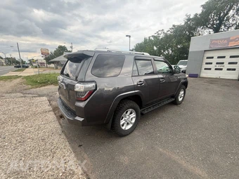 2014 Toyota 4Runner SR5 - miniatura 21