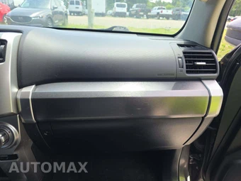 2014 Toyota 4Runner SR5 – miniatura 19
