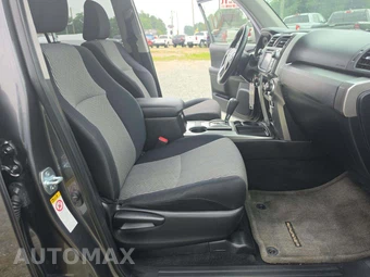 2014 Toyota 4Runner SR5 – miniatura 16