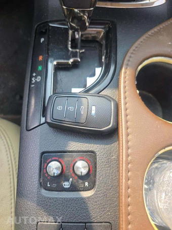 2014 Toyota Avalon XLE Touring - miniatura 8
