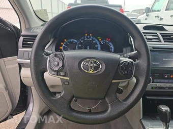 2014 Toyota Camry Hybrid LE - miniatura 10