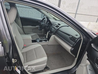 2014 Toyota Camry Hybrid LE - miniatura 8