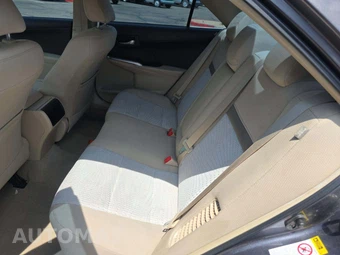 2014 Toyota Camry Hybrid LE - miniatura 13