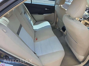 2014 Toyota Camry Hybrid LE - miniatura 16