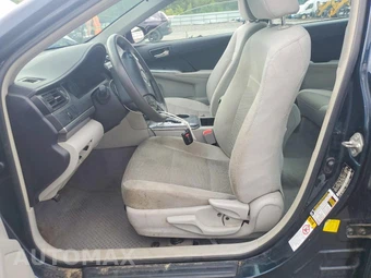 2014 Toyota Camry Hybrid LE - miniatura 9