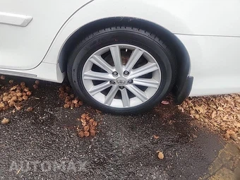 2014 Toyota Camry Hybrid XLE - miniatura 11