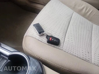 2014 Toyota Camry Hybrid XLE - miniatura 22