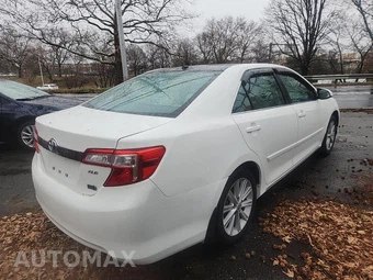 2014 Toyota Camry Hybrid XLE - miniatura 4