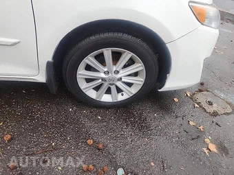 2014 Toyota Camry Hybrid XLE - miniatura 9
