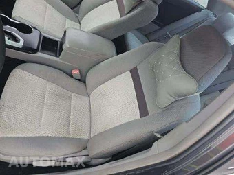 2014 Toyota Camry L – miniatura 7