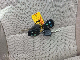2014 Toyota Camry L - miniatura 8