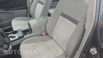 2014 Toyota Camry L – miniatura 30