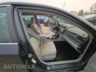 2014 Toyota Camry L – miniatura 8