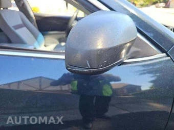 2014 Toyota Camry L – miniatura 9