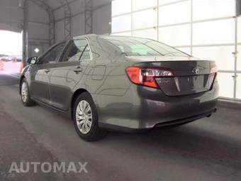 2014 Toyota Camry L - miniatura 6