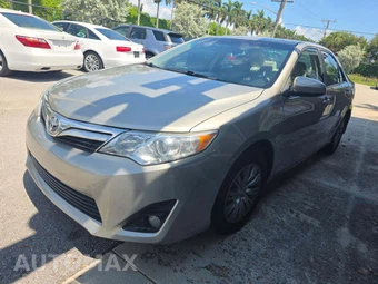 2014 Toyota Camry LE