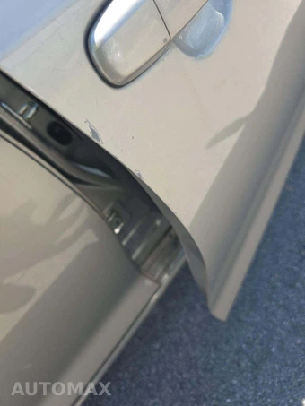 2014 Toyota Camry LE - miniatura 21