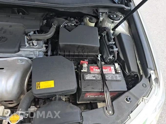 2014 Toyota Camry LE – miniatura 26