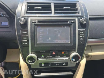 2014 Toyota Camry LE – miniatura 7