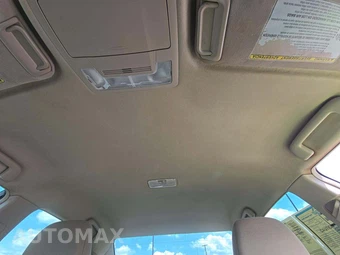 2014 Toyota Camry LE – miniatura 8