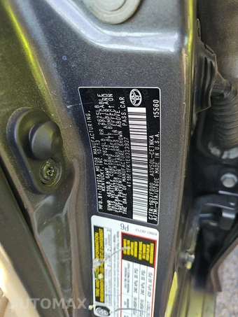 2014 Toyota Camry LE – miniatura 14