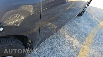 2014 Toyota Camry LE – miniatura 39