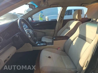 2014 Toyota Camry LE – miniatura 7