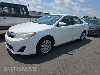 2014 Toyota Camry LE