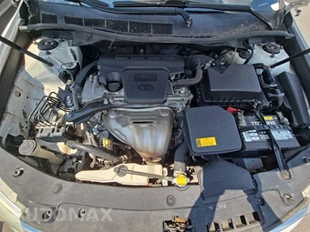 2014 Toyota Camry LE - miniatura 15