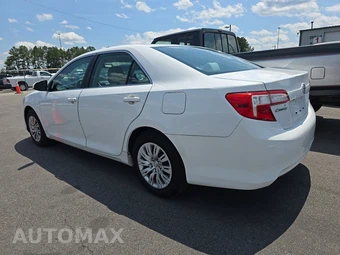 2014 Toyota Camry LE - miniatura 6