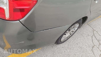 2014 Toyota Camry LE – miniatura 29