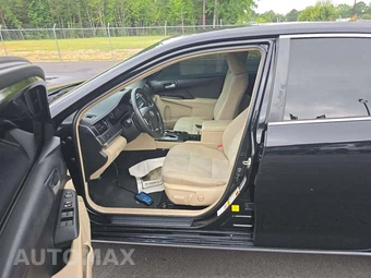 2014 Toyota Camry LE - miniatura 3