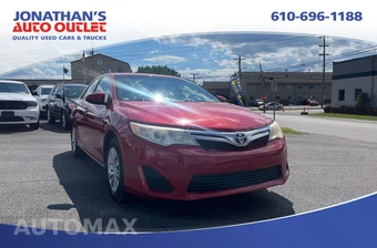 2014 Toyota Camry LE - miniatura 2