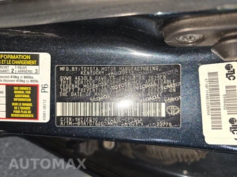 2014 Toyota Camry LE – miniatura 14