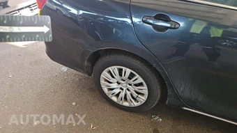 2014 Toyota Camry LE – miniatura 26