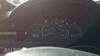 2014 Toyota Camry LE – miniatura 33