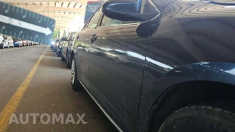 2014 Toyota Camry LE – miniatura 36