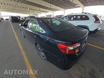 2014 Toyota Camry LE – miniatura 6