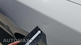 2014 Toyota Camry LE – miniatura 39