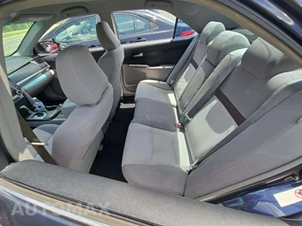 2014 Toyota Camry LE – miniatura 13