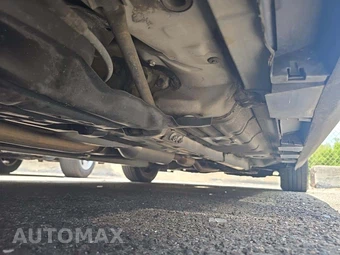 2014 Toyota Camry LE – miniatura 17