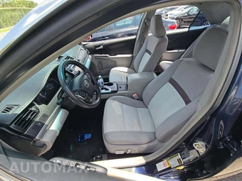 2014 Toyota Camry LE – miniatura 6